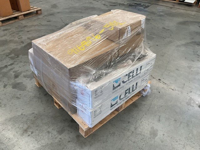 <p>Pallet of Unaddressed Freight</p>