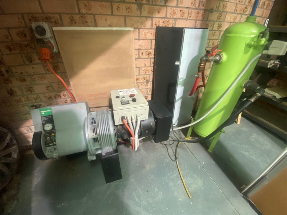 Hydrovane 23 Direct Drive Air Compressor, Cylinder, Air Dryer and Air Lines