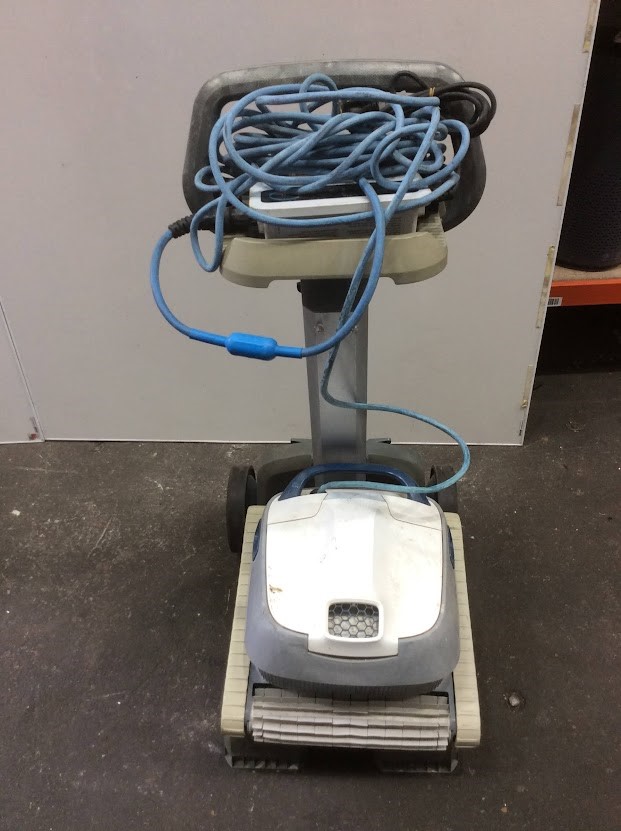 Maytronics Advanced 230 Robotic Pool Cleaner