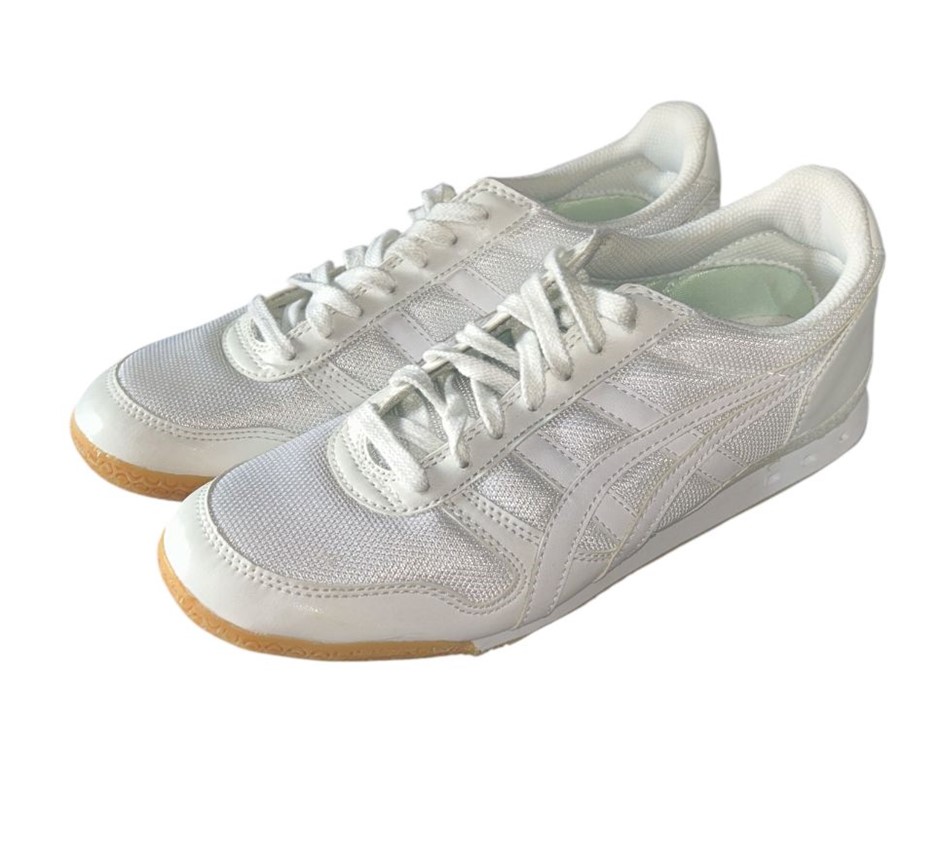Onitsuka Tiger Sneakers (White) - Size US 7