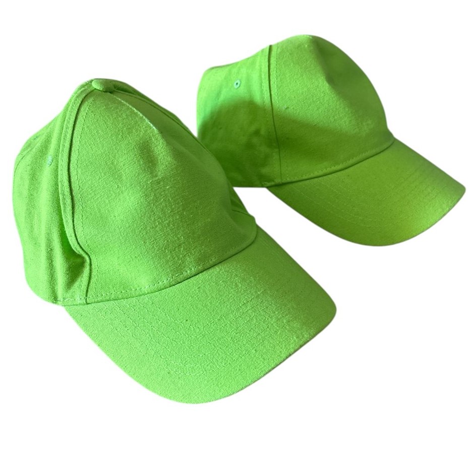 2x Green Baseball Caps