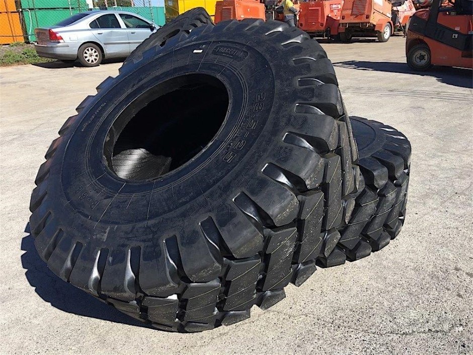 Quantity of 2 23.5-25 Earthmoving Tyres(Unused)