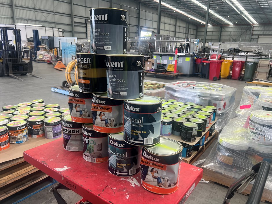 Assorted 4Lt Tins of Paint