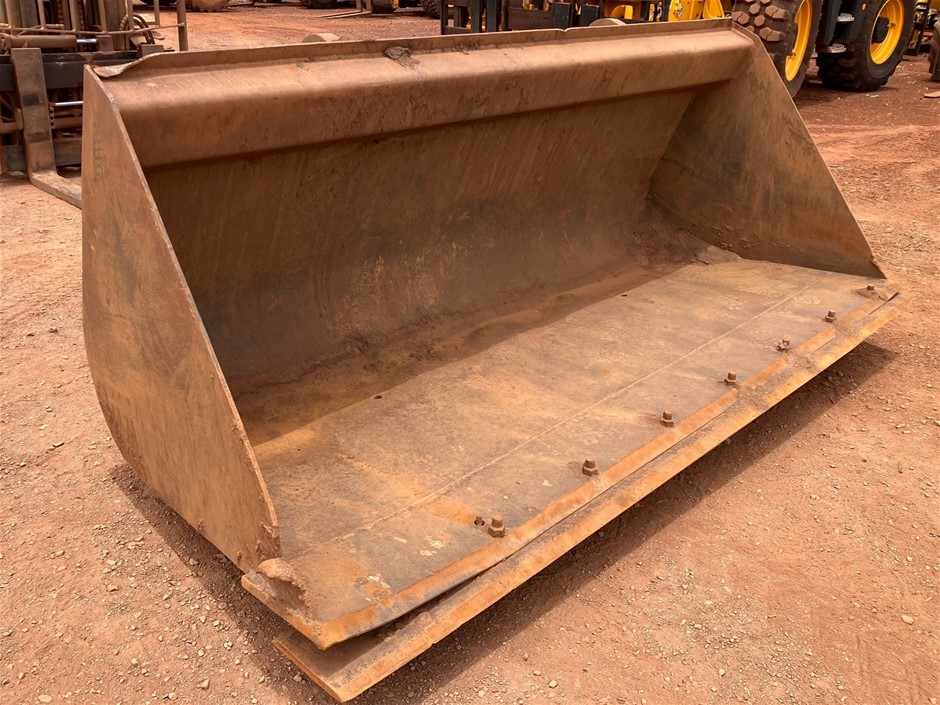 2013 Kerfab 980/A5063 Telehandler Attachment - Bucket - Tom Price