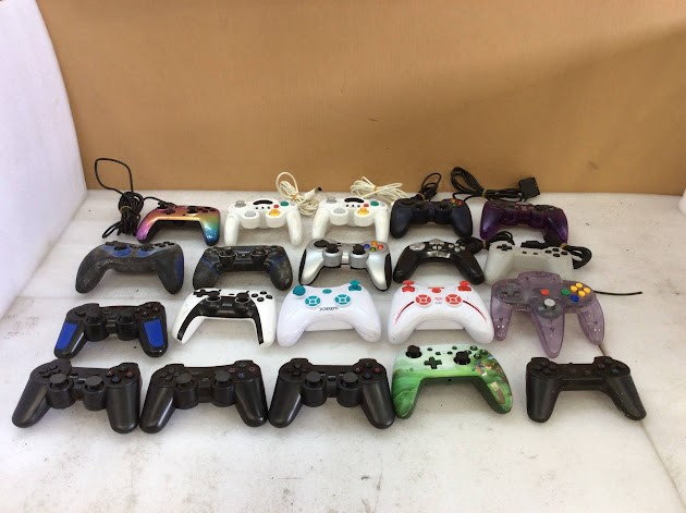 Mix Brand and Model Game Controllers (Lot of 20)