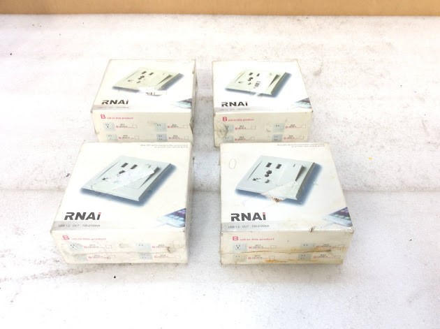 RNAi Wall Socket Charger New (Lot of 4)