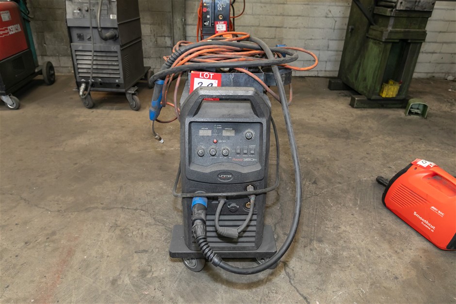 UNIMIG RAZOR 350 Universal Welder Mobile