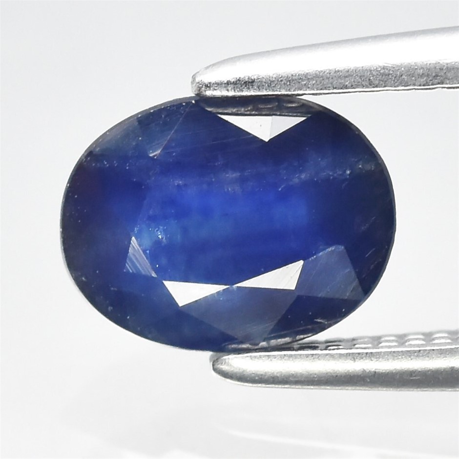 0.77ct Oval Facet Cut Blue Sapphire Gemstone - 1Pc