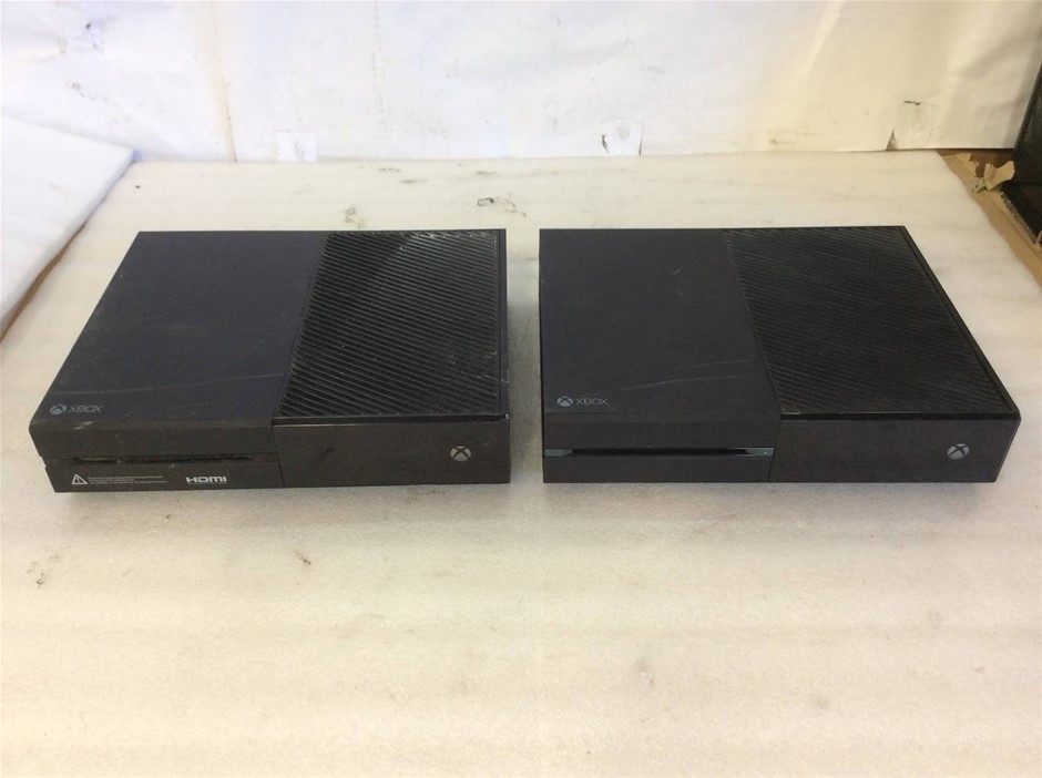 Microsoft Xbox One 1540 Video Game Console (Lot of 2)