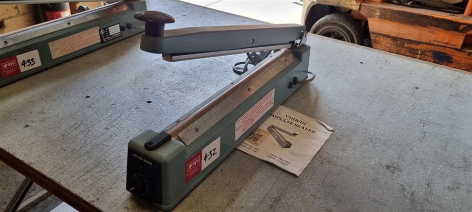 Pulse Plastic Bag sealer