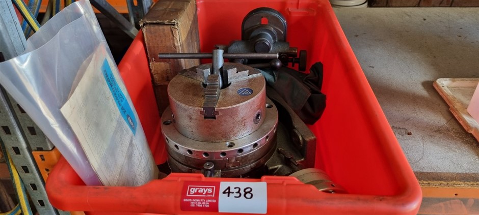 Yamatokoki Indexing head and chuck with tailstock