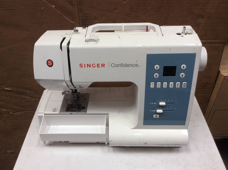 Singer Confidence 7465 Electronic Sewing Machine