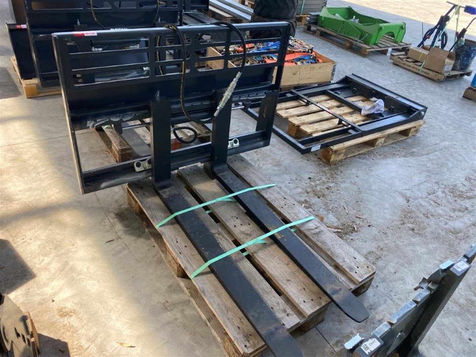 Unused Skid Steer Loader Hydraulic Fork Tyne Attachment