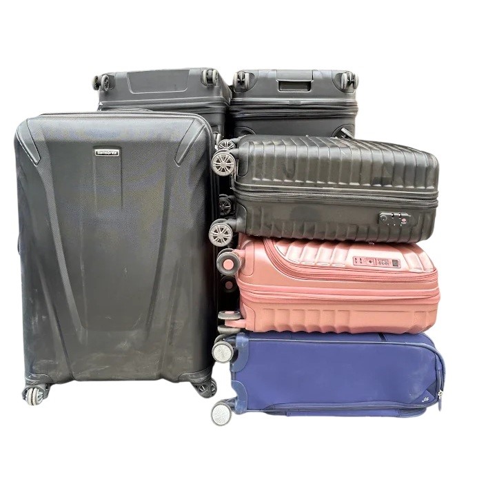 10 x Assorted Hardside/Softside Luggages: American Tourister, Tosca, Samson