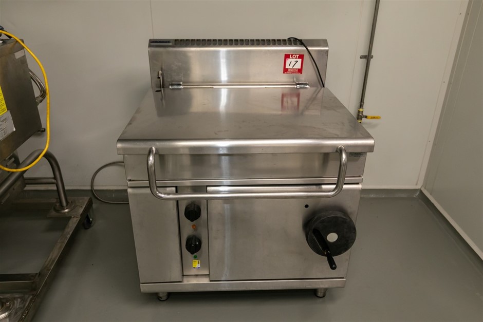 Waldorf 900 Brat Pan