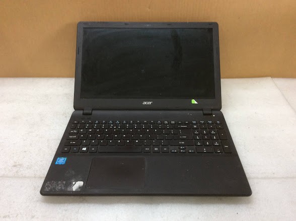 acer Aspire ES1-531 Laptop N3700 8GBRAM/240GB Black