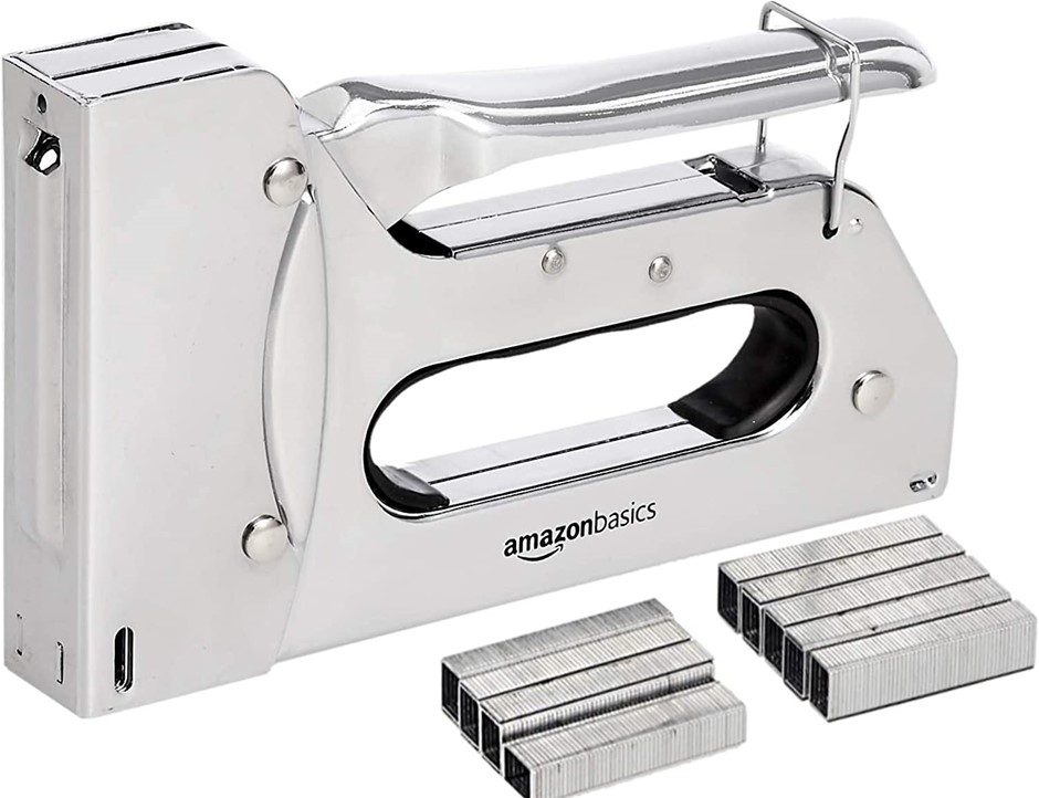AMAZON BASICS Manual Staple Gun with 1,000 D-Type 5/16-Inch Staples.