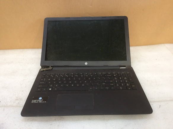 HP 15-bw027AU Laptop A6 9220 4GBRAM/160GB Black