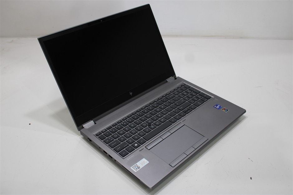 HP ZBOOK FURY G8