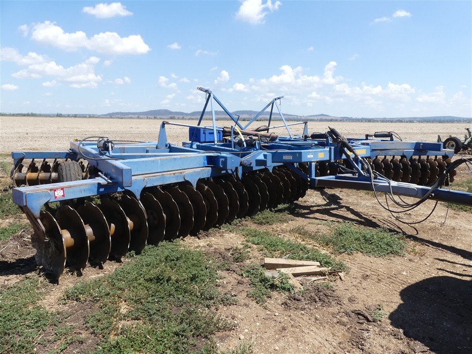 Grizzly Field Boss 84 Disc Plough Folding Wing 10 Metre (Off-Set)