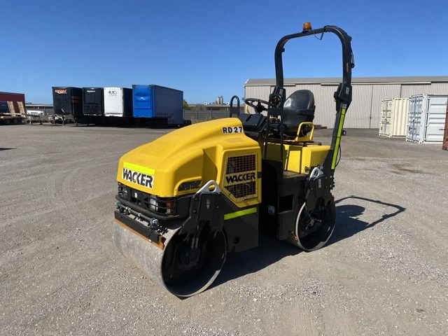 <p>Wacker RD27-100 Smooth Drum Roller</p>