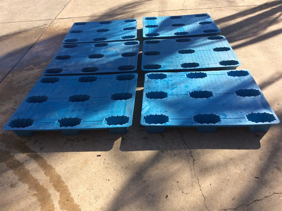 Assorted Folding Pallets - NSW