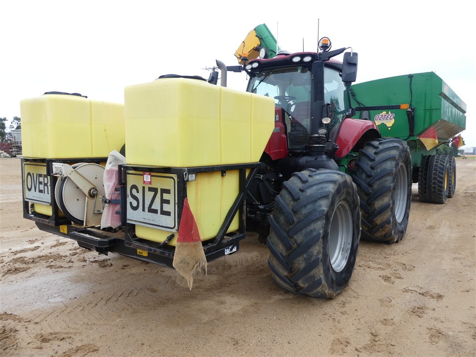 <B>2022 Case Magnum 400 Tractor</B>