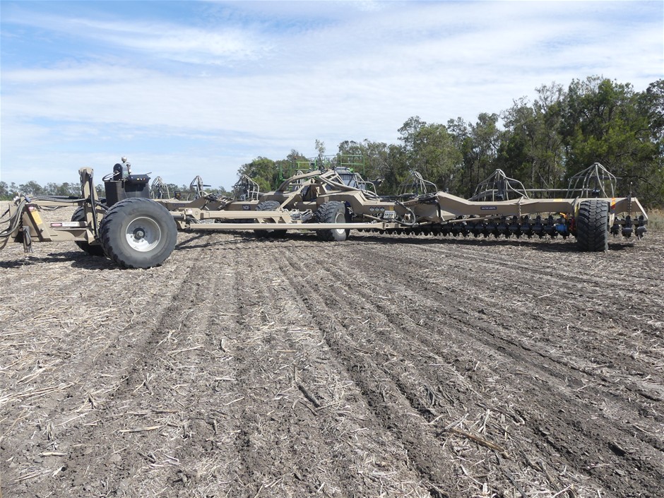 <B>NDF Planter (24 Metre)</B>