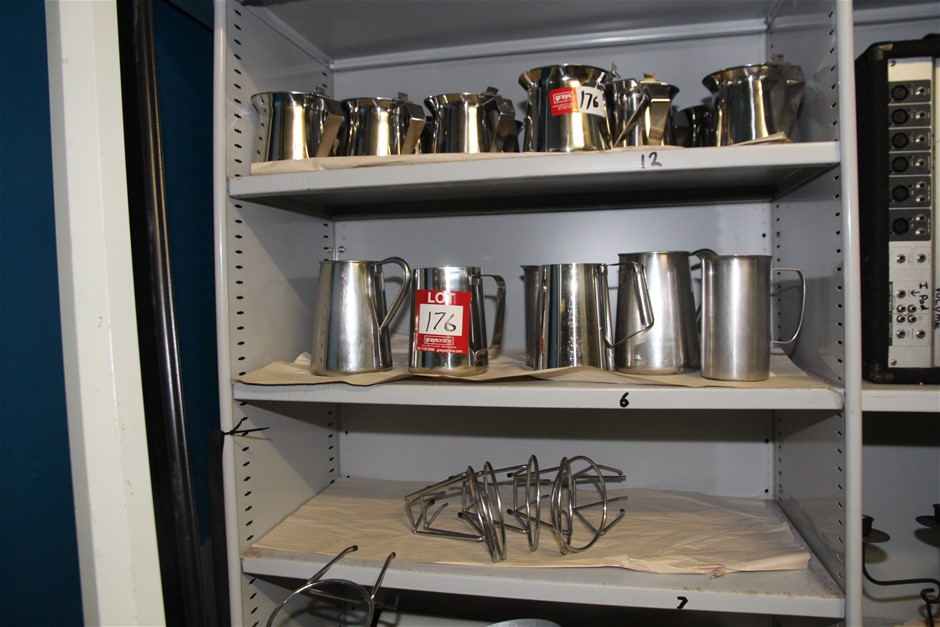 Stainless Steel Serving Jugs & Bottles Holder