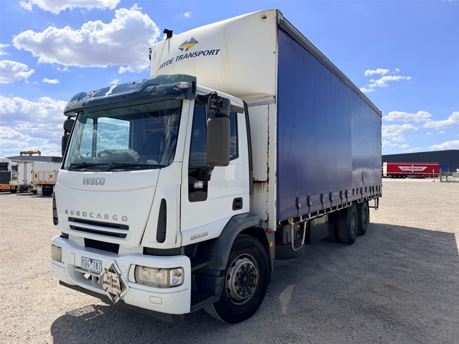 2007 Iveco Eurocargo 6 x 4 Curtainsider Rigid Truck