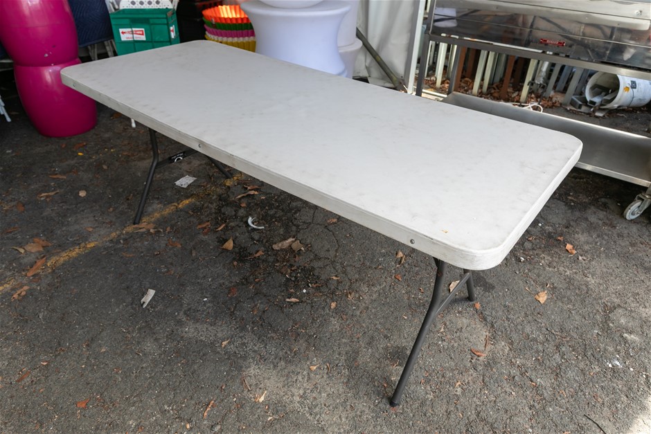 Party/Event Poly Folding Tables