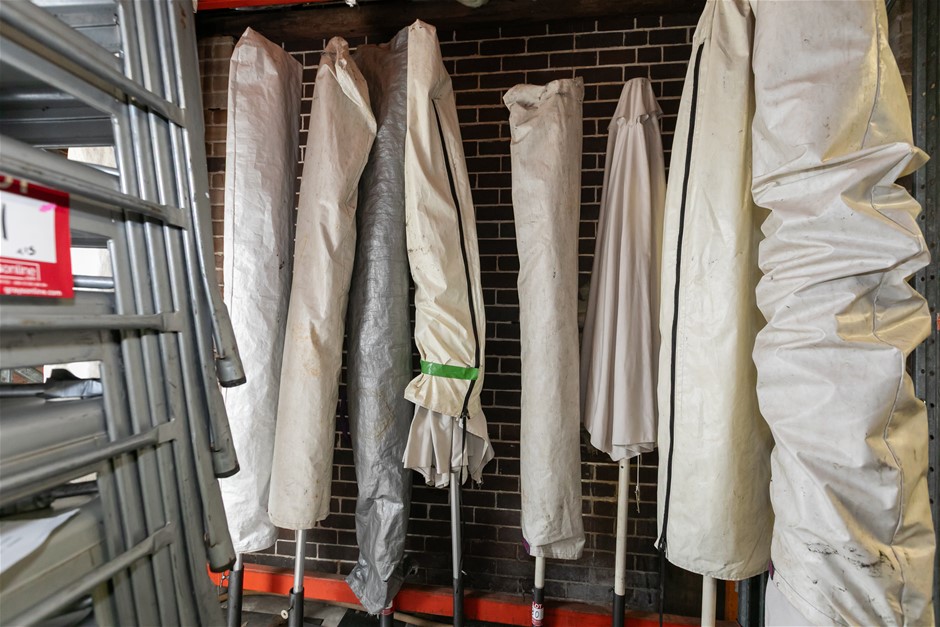 Outdoor Umbrella's with Bases