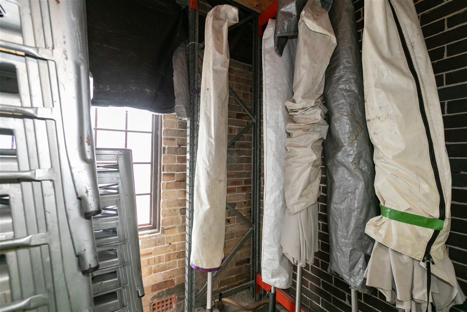 Outdoor Umbrella's with Bases