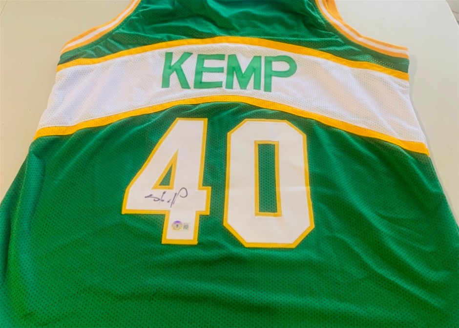 Shawn Kemp Signed Jersey - Beckett authentication