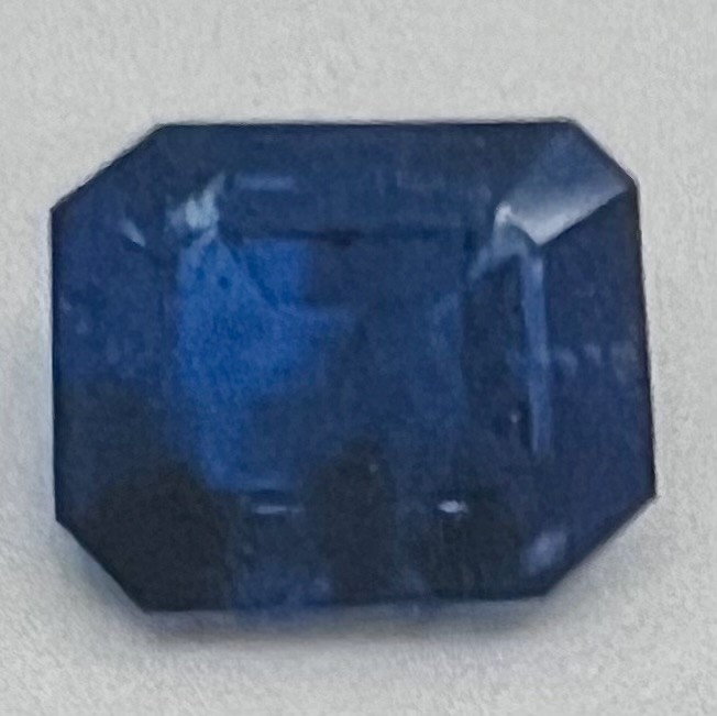 1.61 carat Emerald cut certified Sapphire