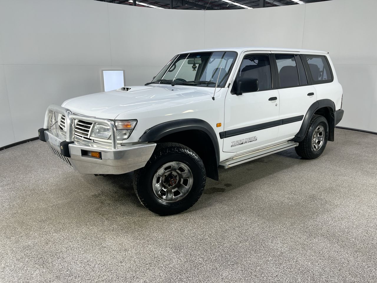 2000 Nissan Patrol ST 3.0 GU II Turbo Diesel Manual 7Sts Wgn