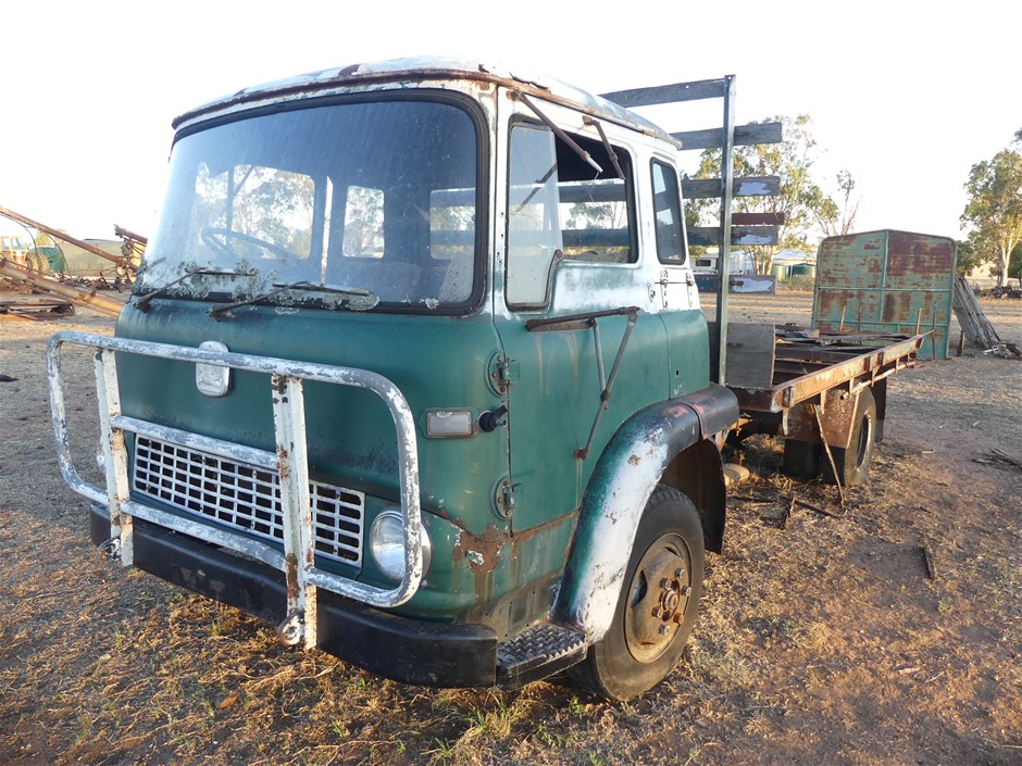 Circa 1963 Bedford TK Table Top Truck (Vintage)