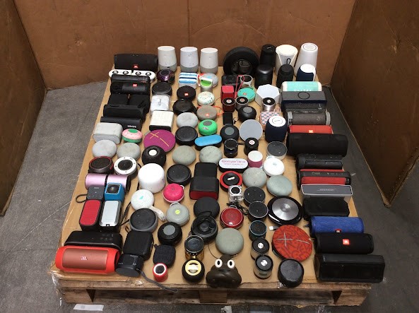 BOSE/JBL Mixed Brand and Model Portable Bluetooth Speakers (Lot of 115)