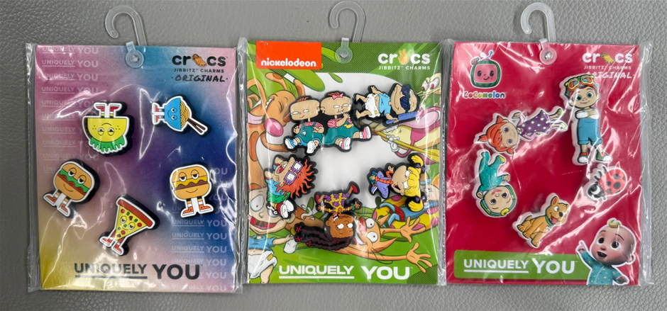 Assorted Crocs Jibbitz: Food Shoe Charms X Cartoon Character Shoe Charms, C