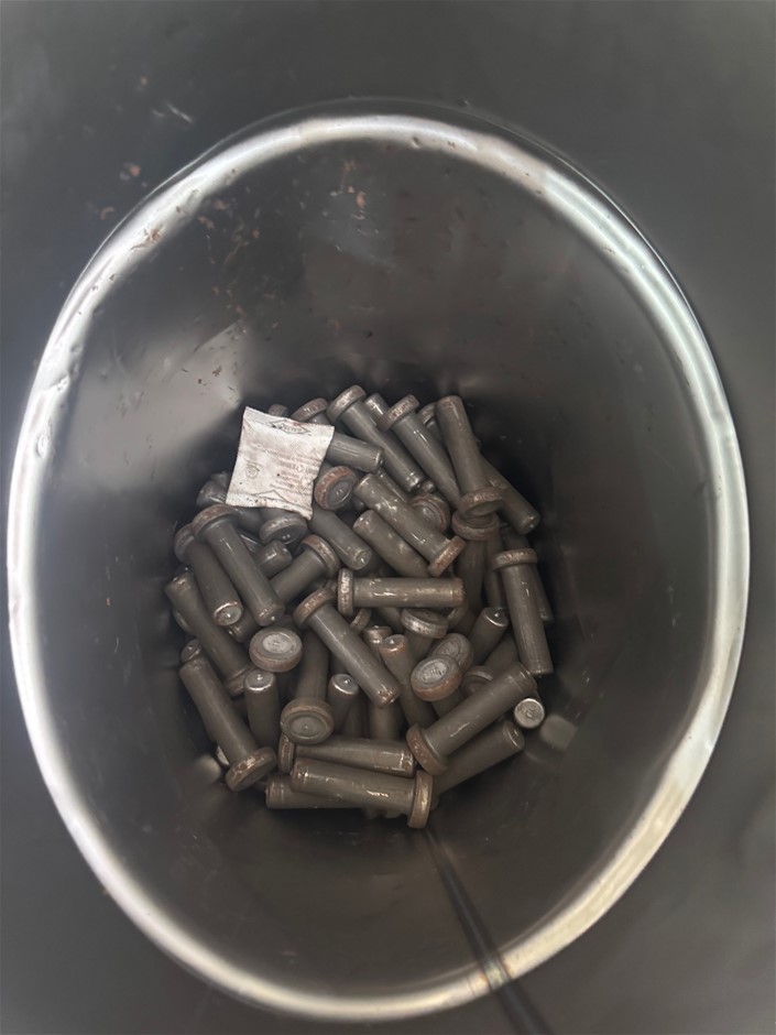 Qty of High tensile 25mm dia x 150mm weld on studs approx. 100 pcs