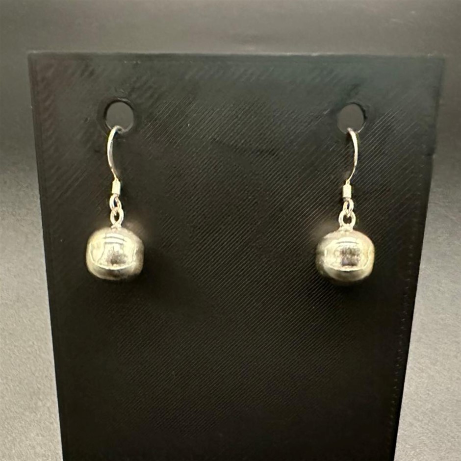 Designer Simulated Diamond Round Drop Earrings in Silver