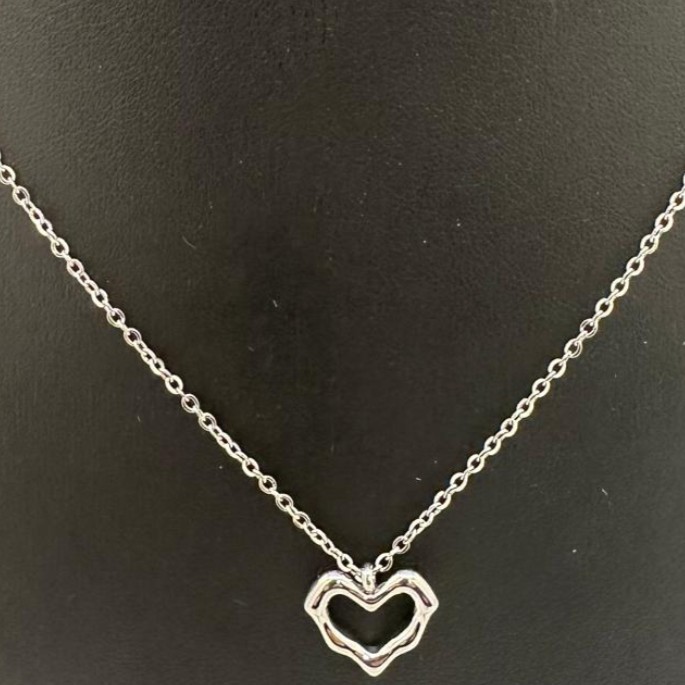 Cute Love Heart Necklace in Silver