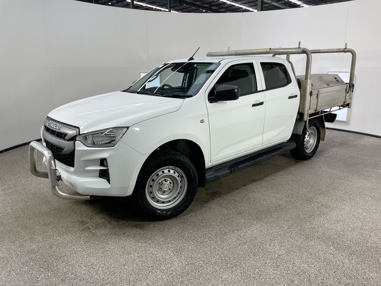 2022 Isuzu D-MAX 4X2 SX Turbo Diesel Automatic Crew Cab Chassis