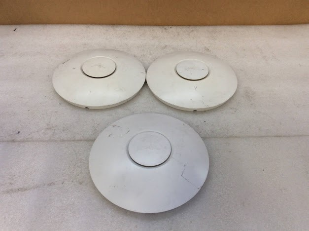 Ubiquiti UniFi AP SWX-UAP&AP PRO UAP-Pro Wireless Access Point (Lot of 3)