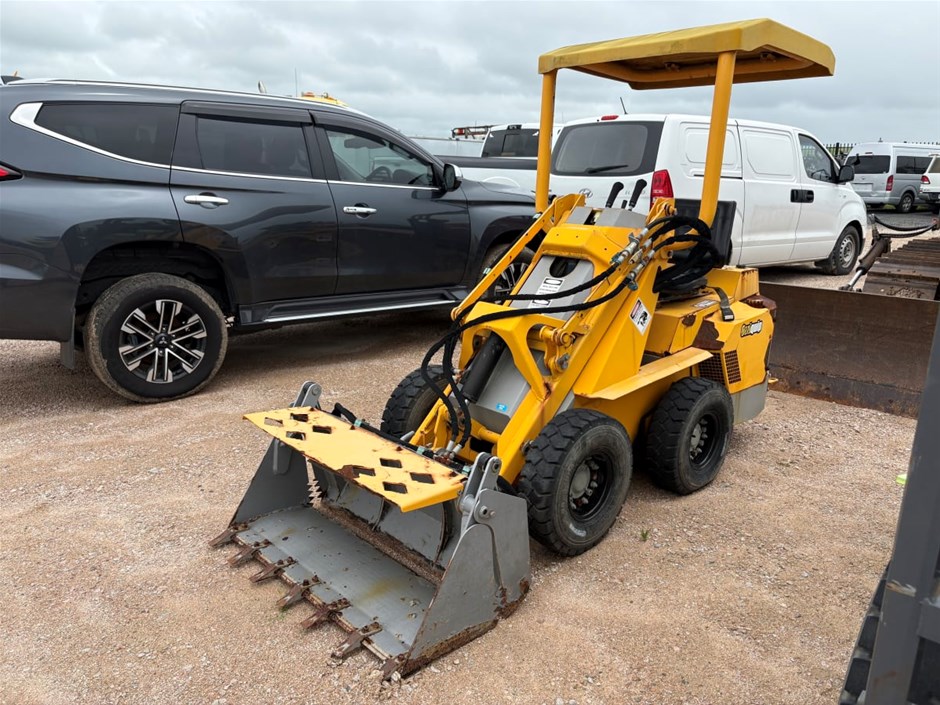 No Reserve 1-3-3-001112-OzziQuip Puma NSW03