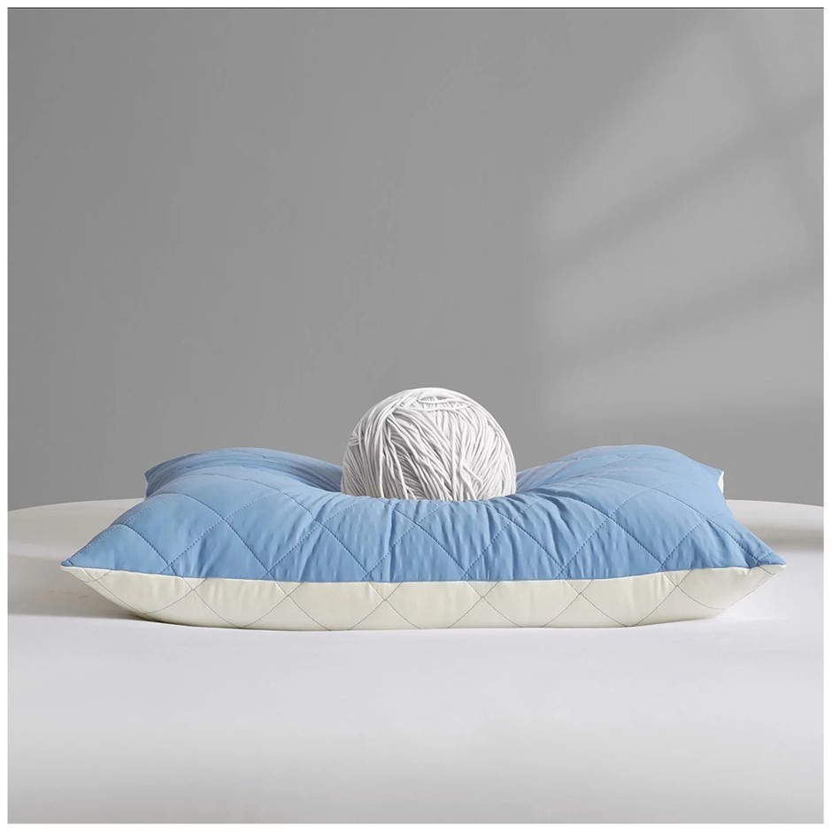 3 x HOTEL GRAND Extra Cooling Pillow. NB: Shop soiled.