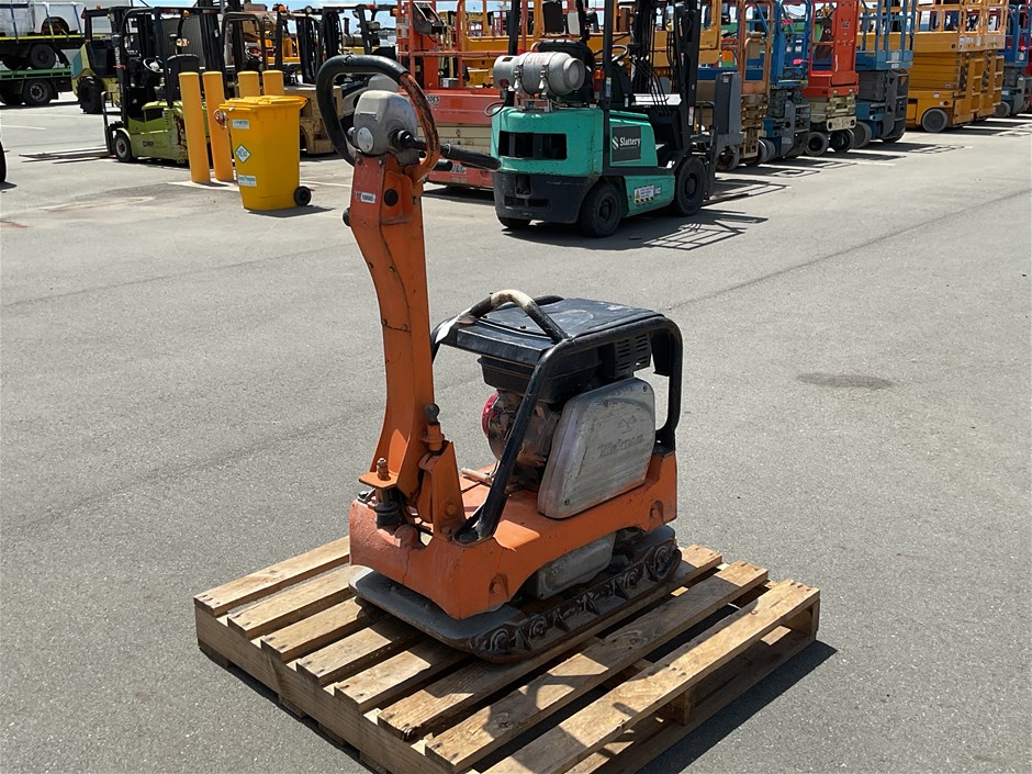 <p>Mikasa Plate Compactor</p>