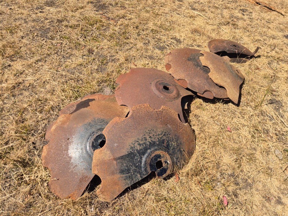 Quantity of Broken Plough Disc Plates