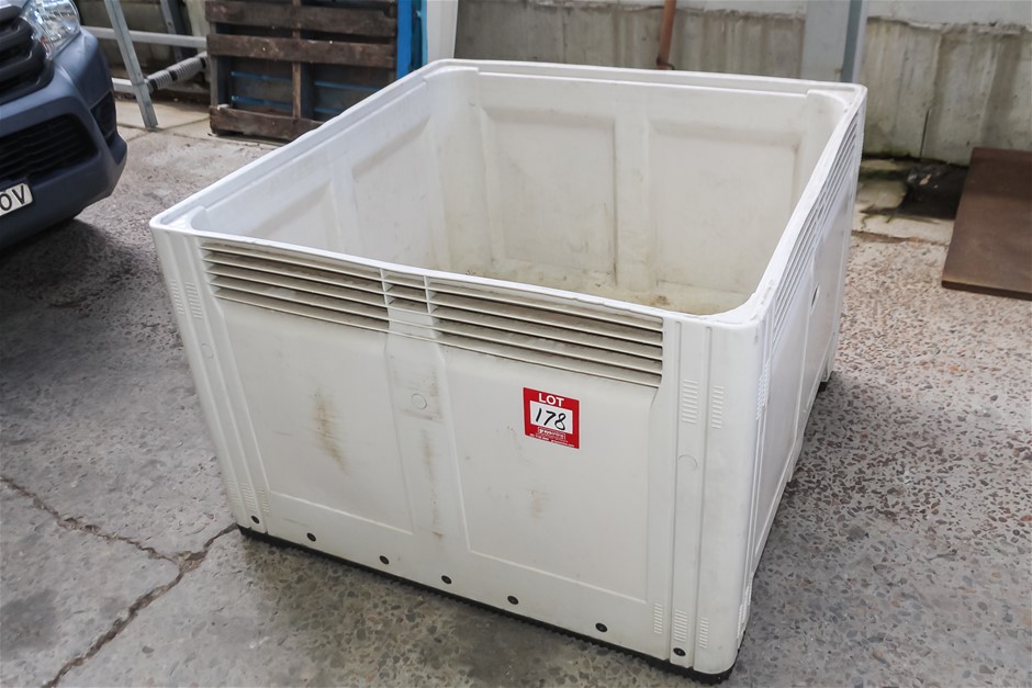 Stackable Poly Tub
