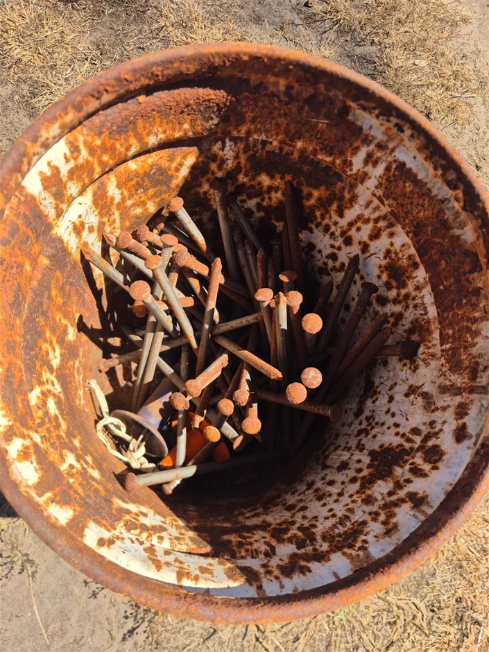 Quantity of Bridge Deck Spikes